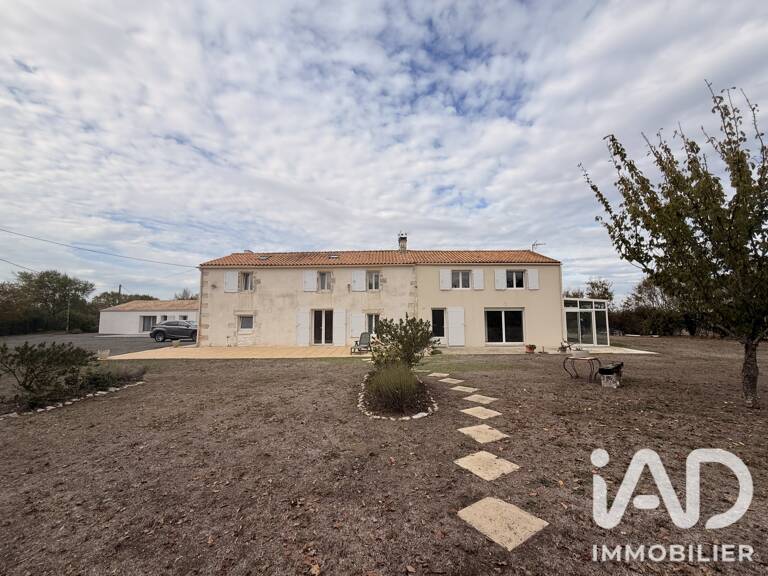 Vente Maison/villa 10 pièces — photo 1
