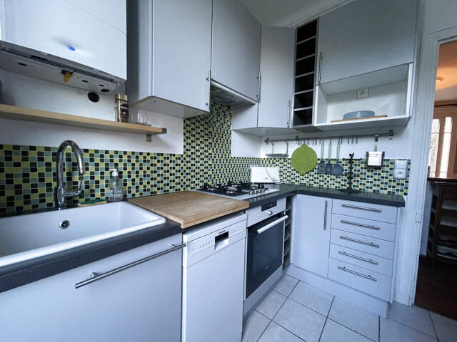 3 PIECES MEUBLE FACE AU BOIS — photo du bien