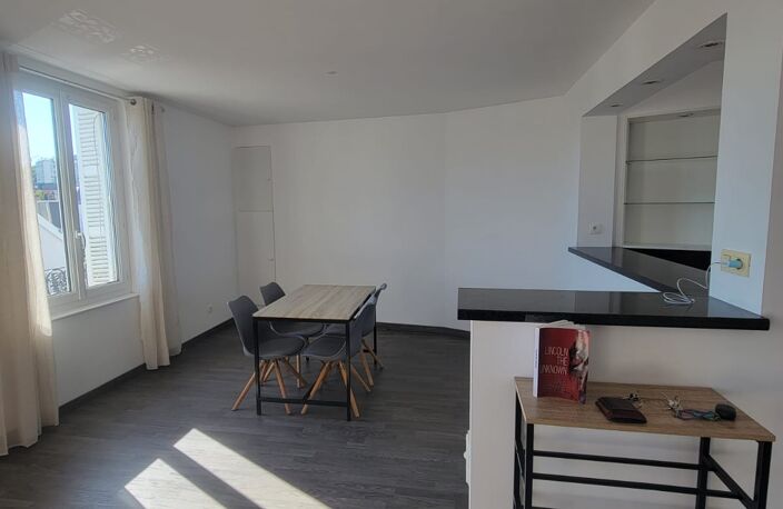 Location Appartement 3 pièces — photo 2