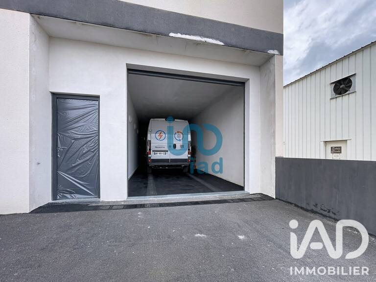 Vente Boutique/Local commercial 195 m&sup2; — photo 1
