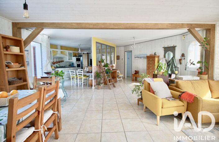 Vente Maison/villa 7 pièces — photo 2