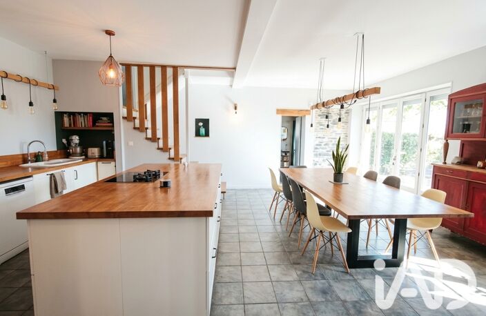 Vente Maison de ville 9 pièces — photo 2