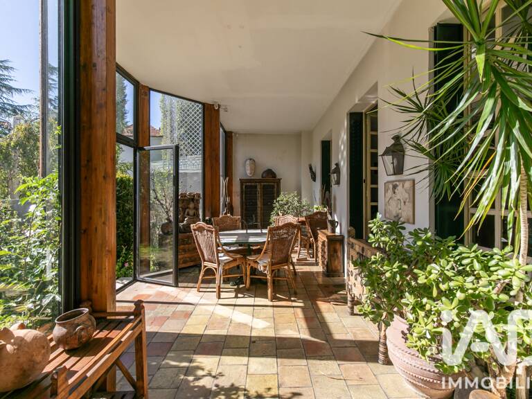 Vente Maison/villa 11 pièces — photo 1