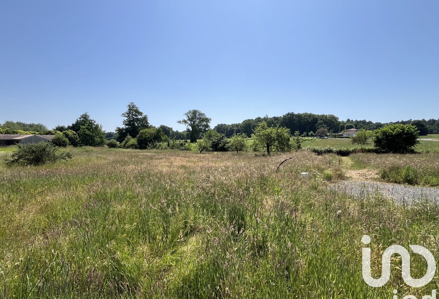 Vente Terrain à bâtir 1 050 m&sup2; — photo 1