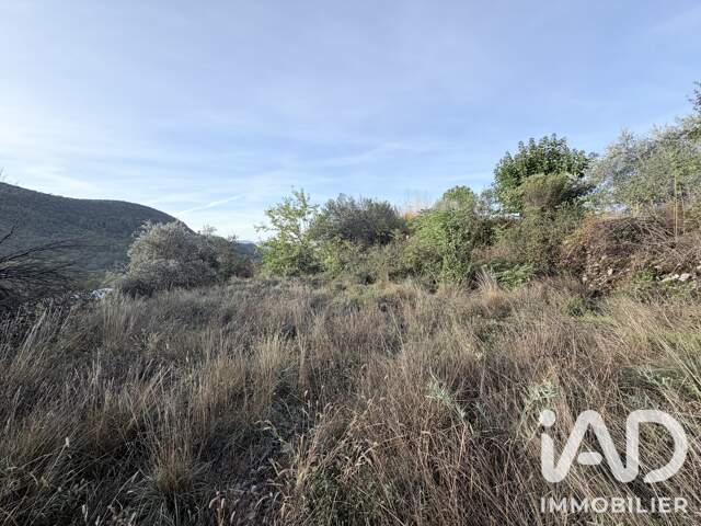 Vente Terrain à bâtir 1 817 m&sup2; — photo du bien