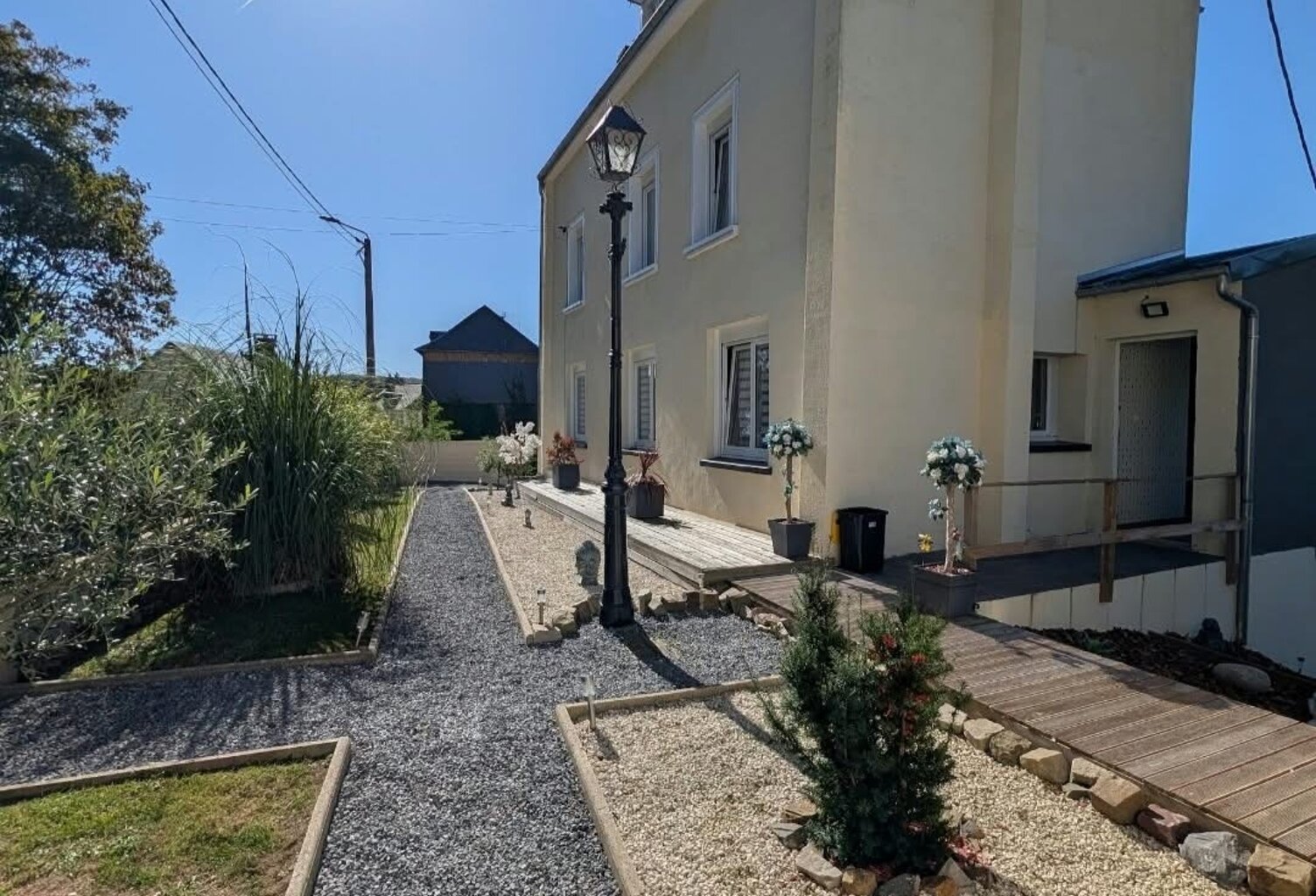 Vente Maison/villa 8 pièces — photo 1