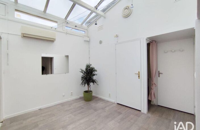 Location Local d'activités 76 m&sup2; — photo 5