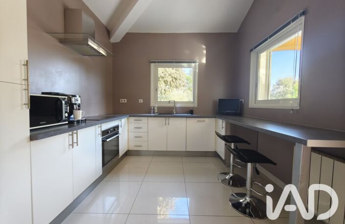 Vente Maison traditionnelle 8 pièces — photo 3