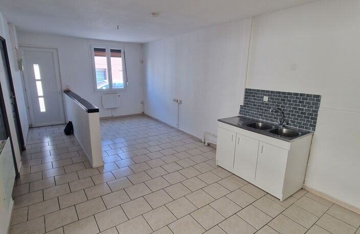 Vente Maison/villa 3 pièces — photo 2