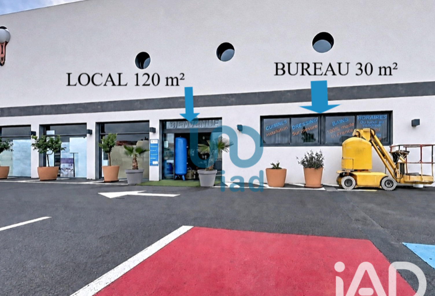 Vente Boutique/Local commercial 155 m&sup2; — photo 1