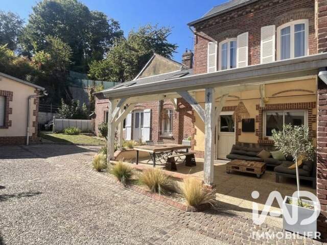 Vente Maison de ville 9 pièces — photo du bien