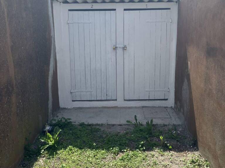 Location Parking 7 m&sup2; — photo 1