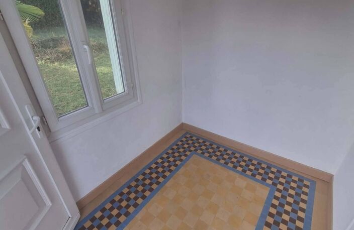 Vente Maison/villa 5 pièces — photo 2