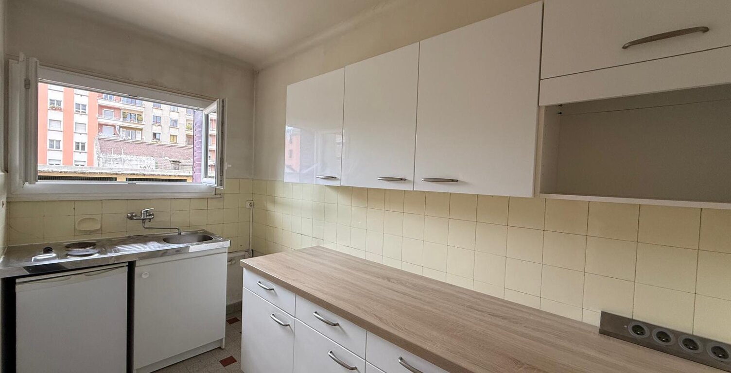 T1 au centre vile — photo 1
