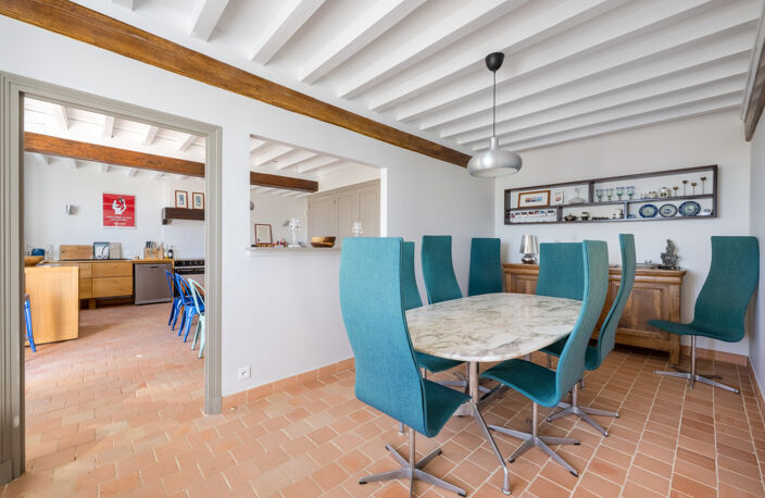 BEAUJOLAIS DES CRUS, PROPRIETE EN PIERRES, 6 CHAMBRES, GITE, PARCELLE DE VIGNES — photo 4