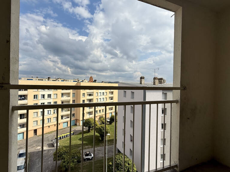 AUBENAS — photo 1