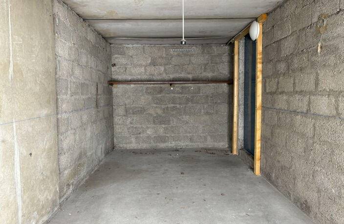 GARAGE QUARTIER LES EAUX CLAIRES — photo 2