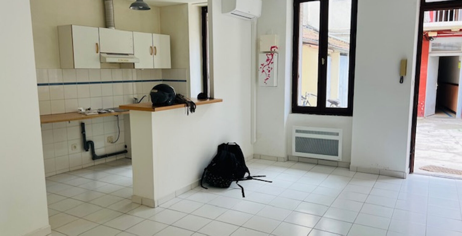 Studio 30m2 non meublé avec climatisation quartier du Busca — photo 1