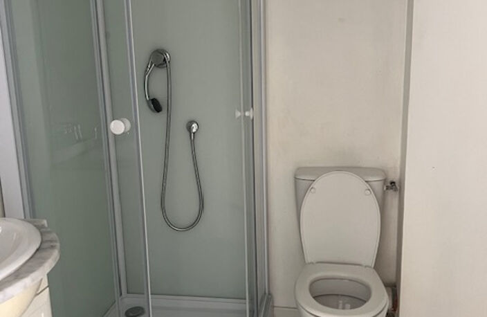 Studio 30m2 non meublé avec climatisation quartier du Busca — photo 4