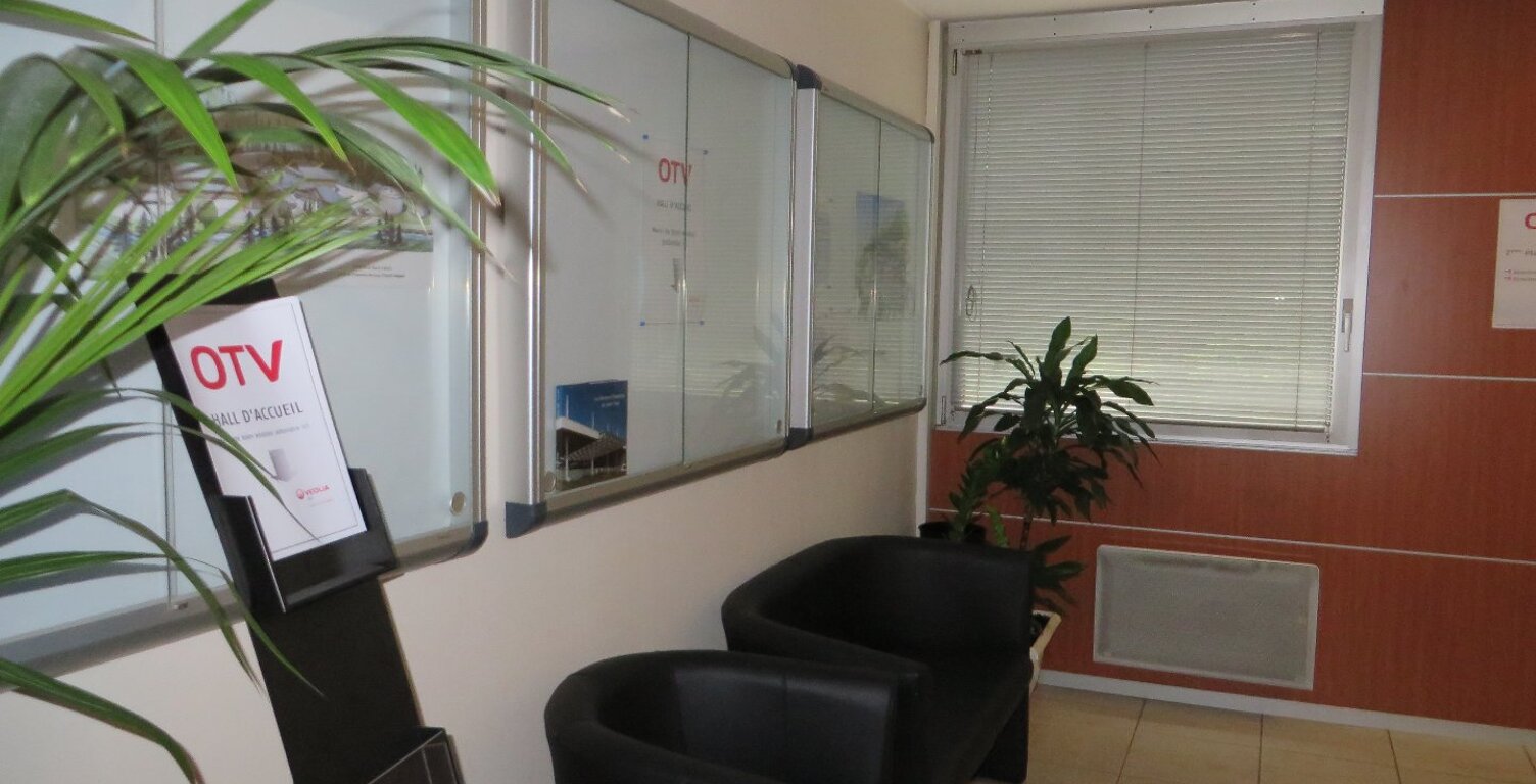 Bureau — photo 1