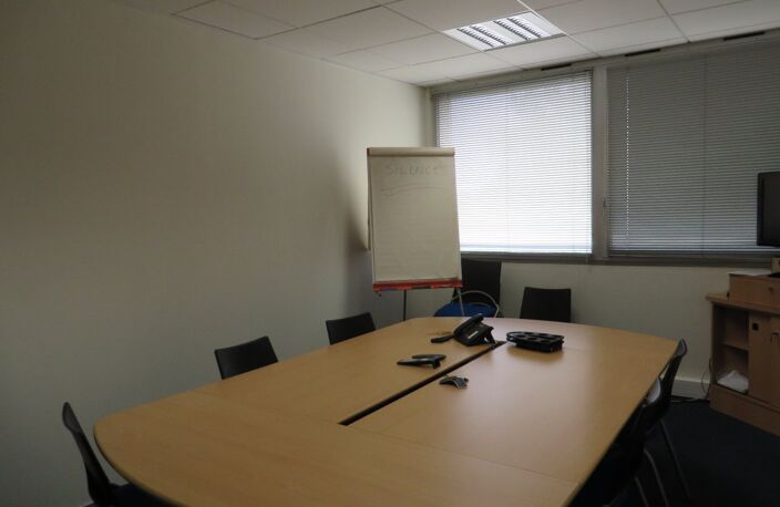 Bureau — photo 3