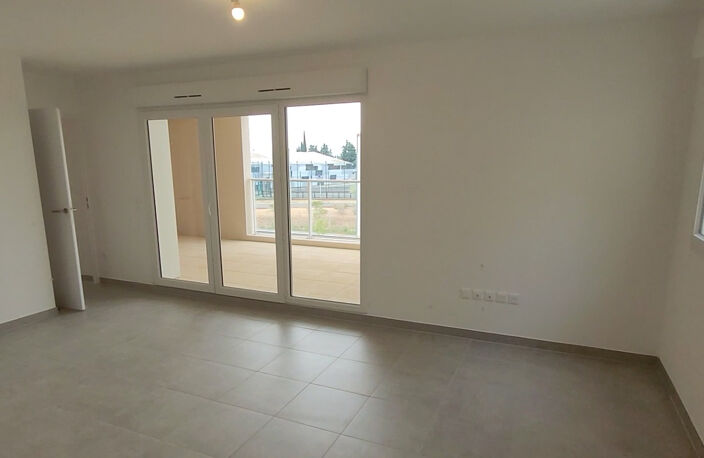 Location T3 neuf avec terrasse, parking fermé   Domaine Hestia Rodilhan — photo 5