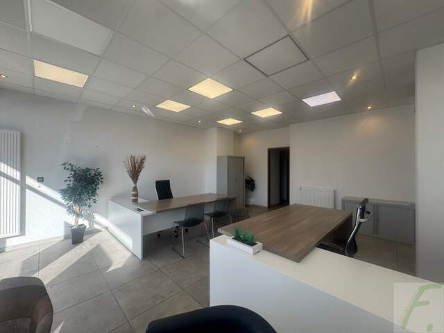 Local commercial — photo du bien