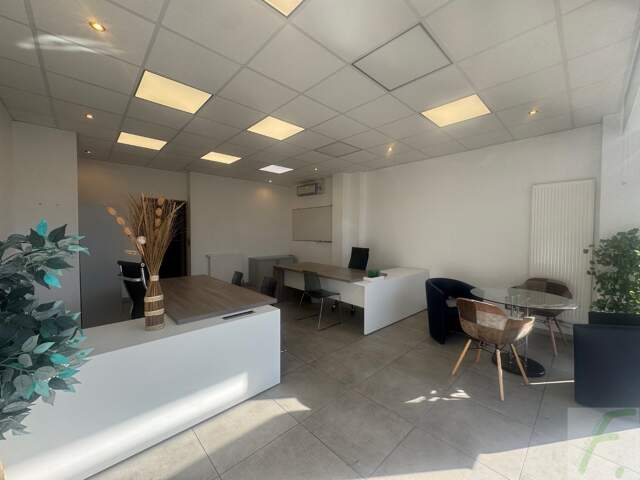 Local commercial — photo du bien