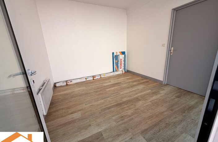 Location commerce  45 m² à Les Lucs-sur-Boulogne (85170) — photo 4