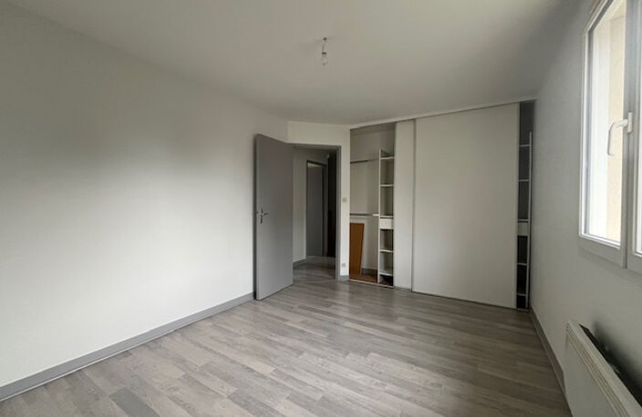 PAVILLON BUXEROLLES - 3 pièce(s) - 71.26 m2 — photo 3