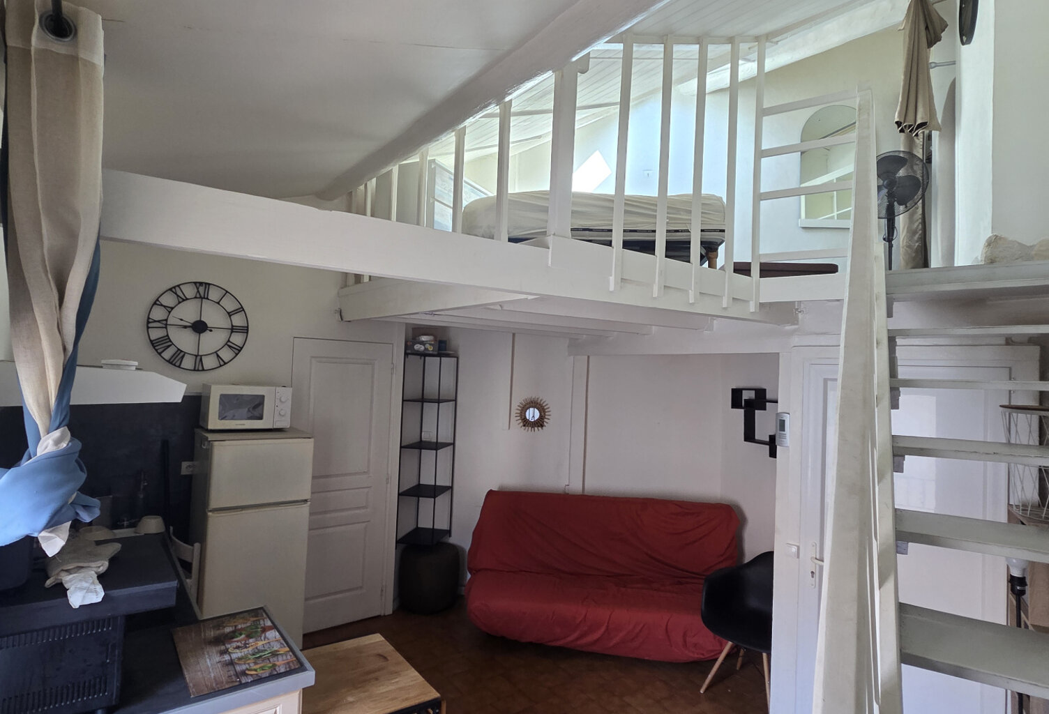 centre ville - studio meublée — photo 1