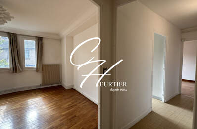 GRENOBLE - APPARTEMENT T2 - BALCON — photo du bien