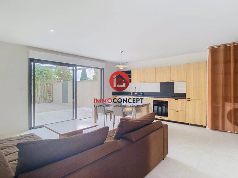 Appartement à louer Pujaut — photo 1