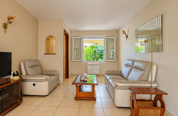Maison T5 de 103m2 + demi garage et grand sous sol — photo 2