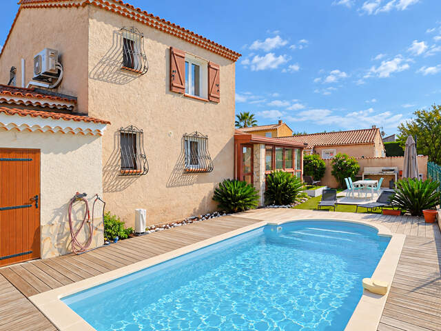 Maison T4 de 134m2 + garage en parfait état — photo du bien