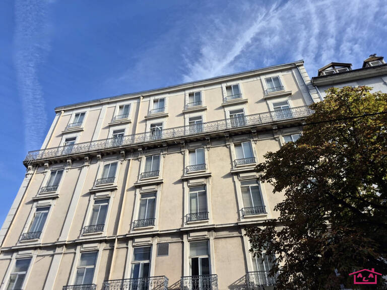STUDIO MEUBLE GRENOBLE GARE-ALSACE-LORRAINE — photo 1