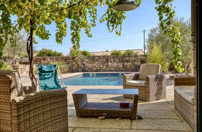 Villa contemporaine de plain-pied avec piscine - Proche Les Vans — photo 3