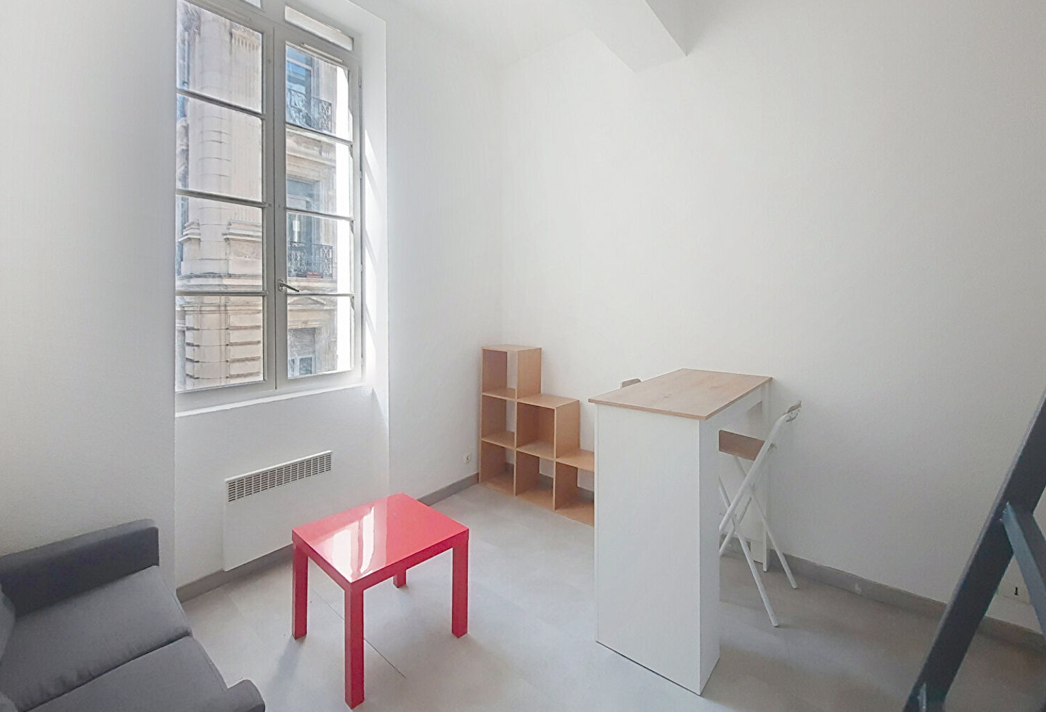 Charmant studio avec mezzanine - 2éme étage - Location touristique autorisée — photo 1