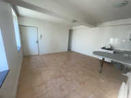 CENTRE VILLE CASTELNAUDARY APPARTEMENT DE TYPE 4 AU SECOND ETAGE D UN PETIT COLLECTIF LIBRE AU 05 JANVIER 2027 — photo 2