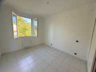 Nîmes, centre-ville, appartement 2chs, 66m2, balcon, 4ème et dernier étage, parking, cave — photo 3