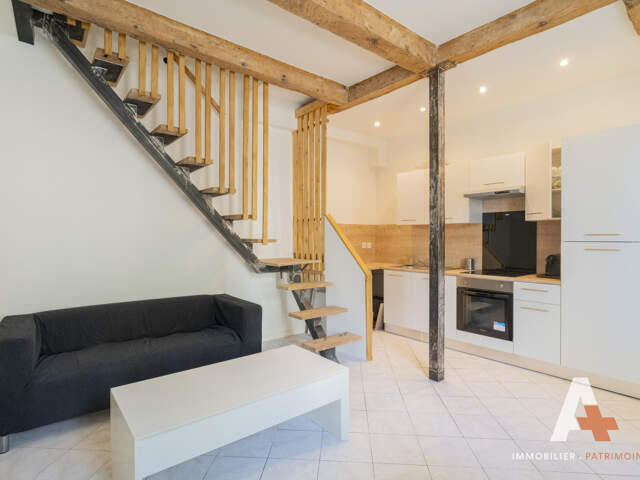 Vente Marseille 13008/ Rouet - Place Razzenti / Maison de ville — photo du bien