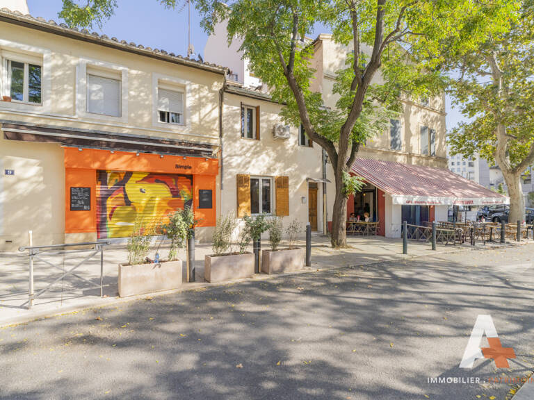 Vente Marseille 13008/ Rouet - Place Razzenti / Maison de ville — photo 1