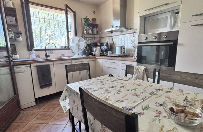 SAINT-CYR-SUR-MER   MAISON DE PLAIN-PIED 85 M2   3 CHAMBRES   TERRAIN 500 M2 PISCINABLE   GARAGE — photo 4