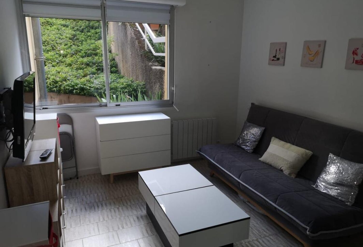 LOCATION STUDIO MEUBLE RODEZ SANS FRAIS D'AGENCE — photo 1
