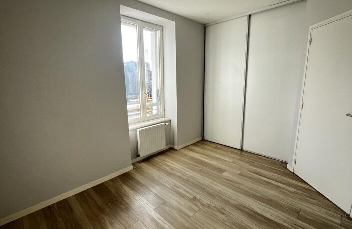 LOCATION T2 DUPLEX RODEZ SANS FRAIS D'AGENCE — photo 3