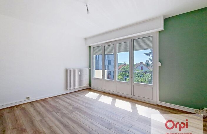 BEL APPARTEMENT F4 A LOUER — photo 2