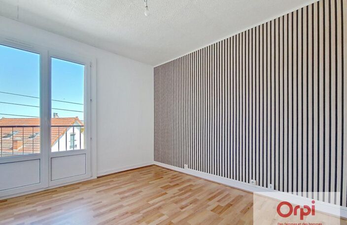 BEL APPARTEMENT F4 A LOUER — photo 5