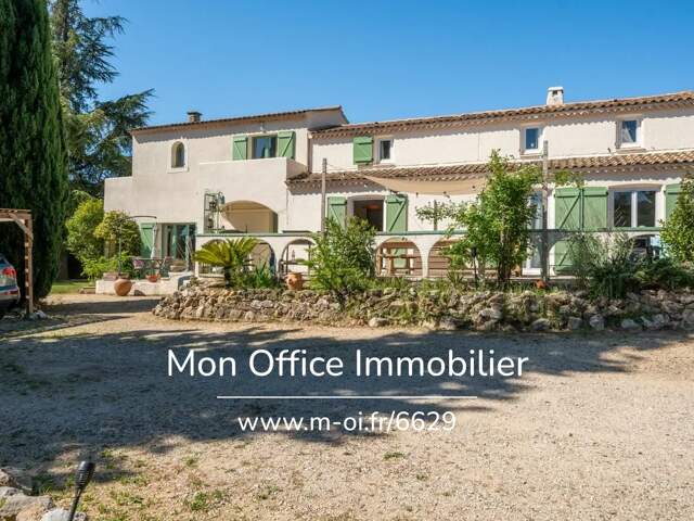 Référence : 6975-MTR. - Maison 8 pièces — photo du bien