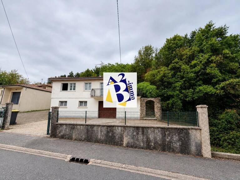 MAISON  MORNAC 4 CHAMBRES SOUS SOL  JARDIN — photo 1