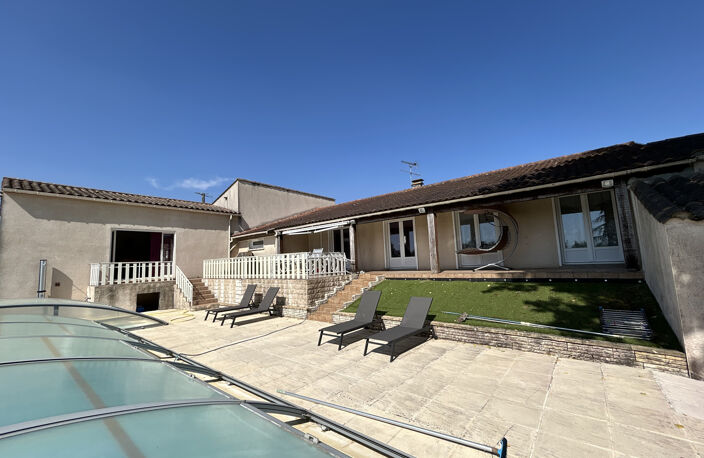 Belle villa avec piscine couverte sur 6.500m2 du terrain — photo 4